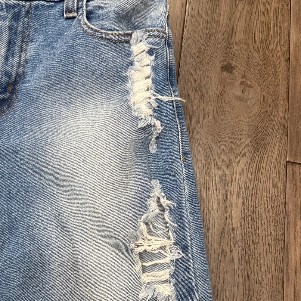 Vibrant M.I.U Distressed ripped Blue Women's skinny Jeans